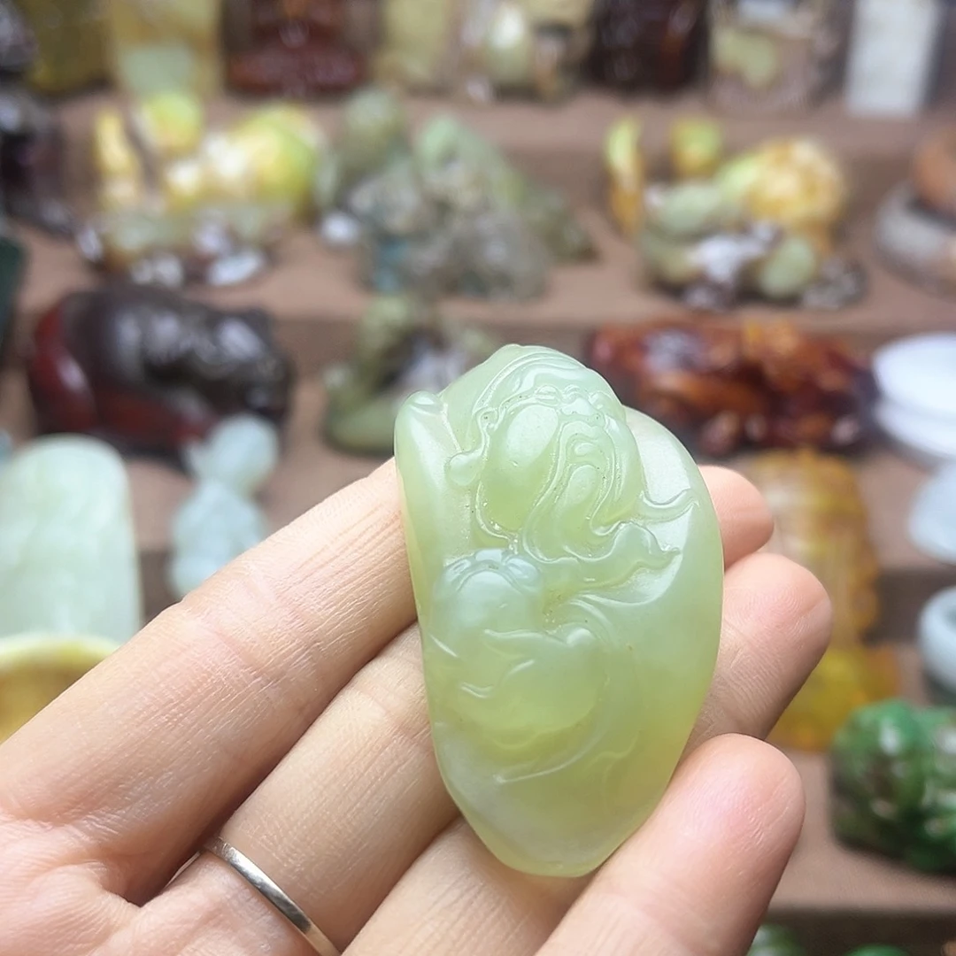 白玉菩提吊坠130。。