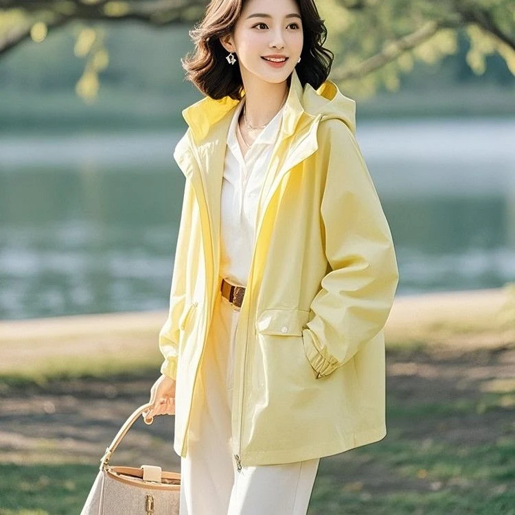 2025春季韩系小个子百搭休闲减龄漂亮洋气黄色连帽冲锋衣薄外套女