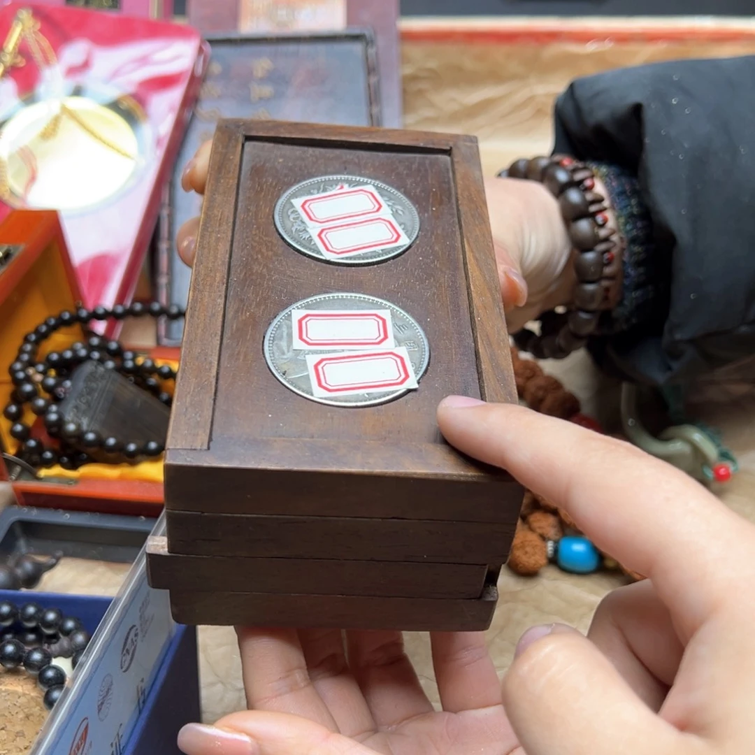 大叶紫檀（黑酸枝木类）