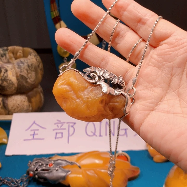 琥珀颈饰未镶嵌波兰设计款琥珀蜜蜡