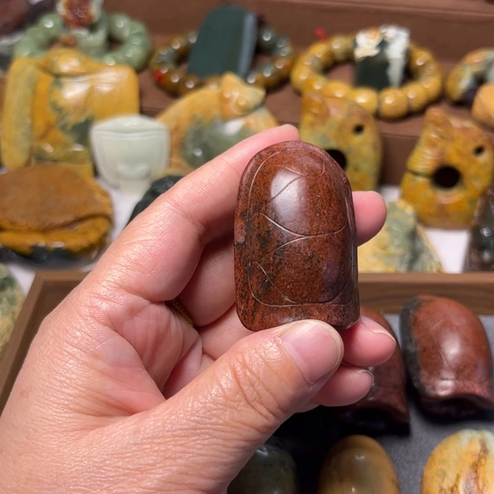 运***理岫岩河磨玉（透闪石质玉）未镶嵌珠宝奇石