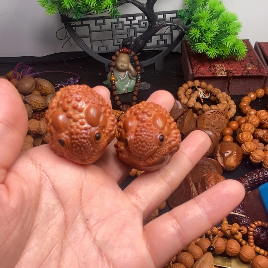 菩提籽类橄榄猴头核桃雕刻手串手链