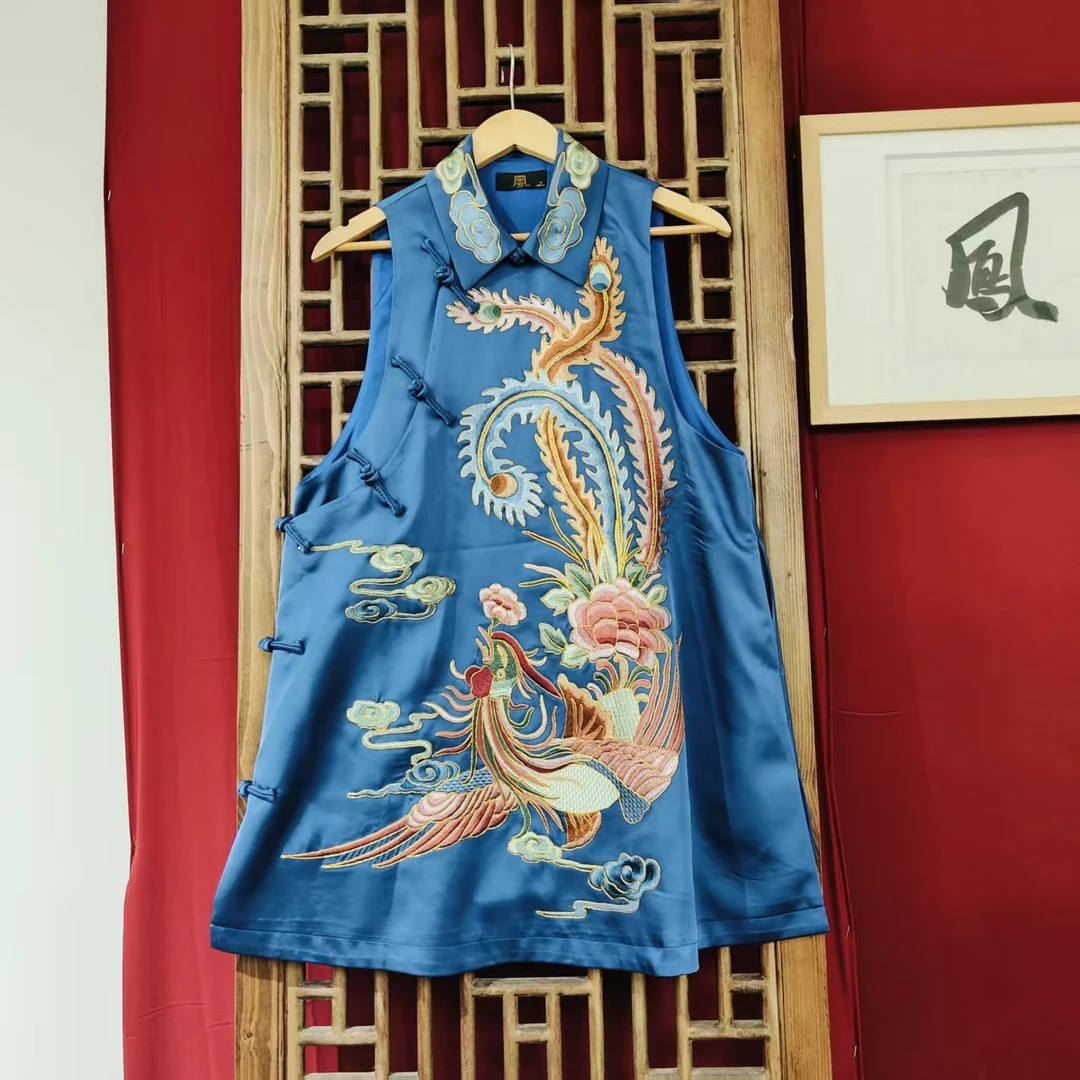 （LS763-8）凤徕兮私人定制蓝色光板底彩凤刺绣翻领中长款马夹