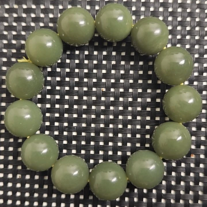 和田玉未镶嵌手串