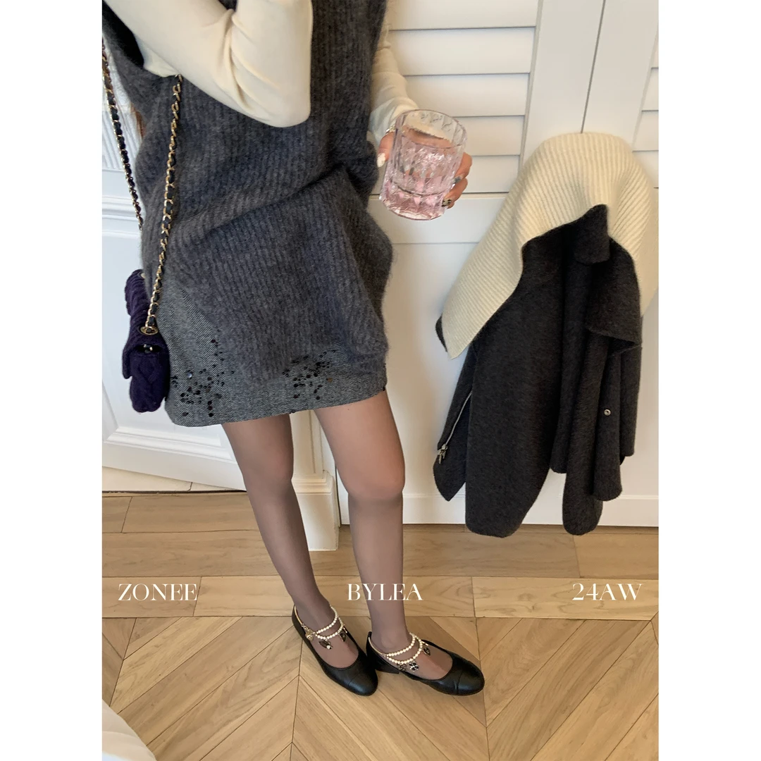 ZONEE 高智感女主 原创设计复古时髦老钱感绣珠细节100羊毛半身裙