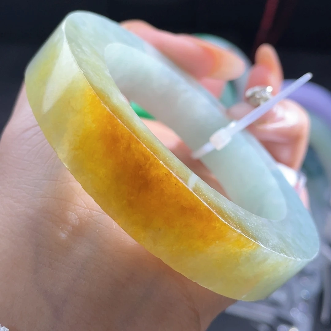 未镶嵌手镯定制翡翠