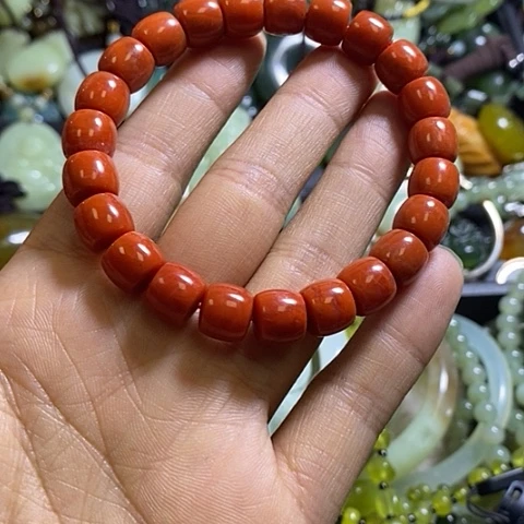 手链未镶嵌南红玛瑙一个