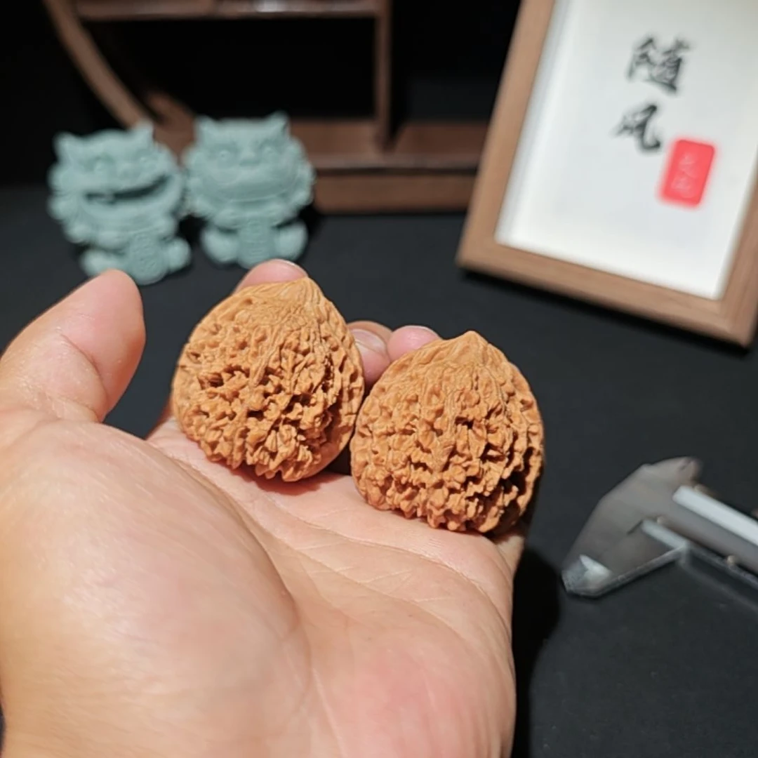 核桃把件40尺寸满天星