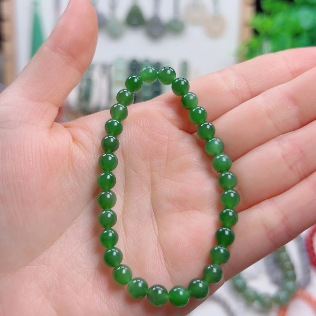 手串未镶嵌和田玉（碧玉）微瑕