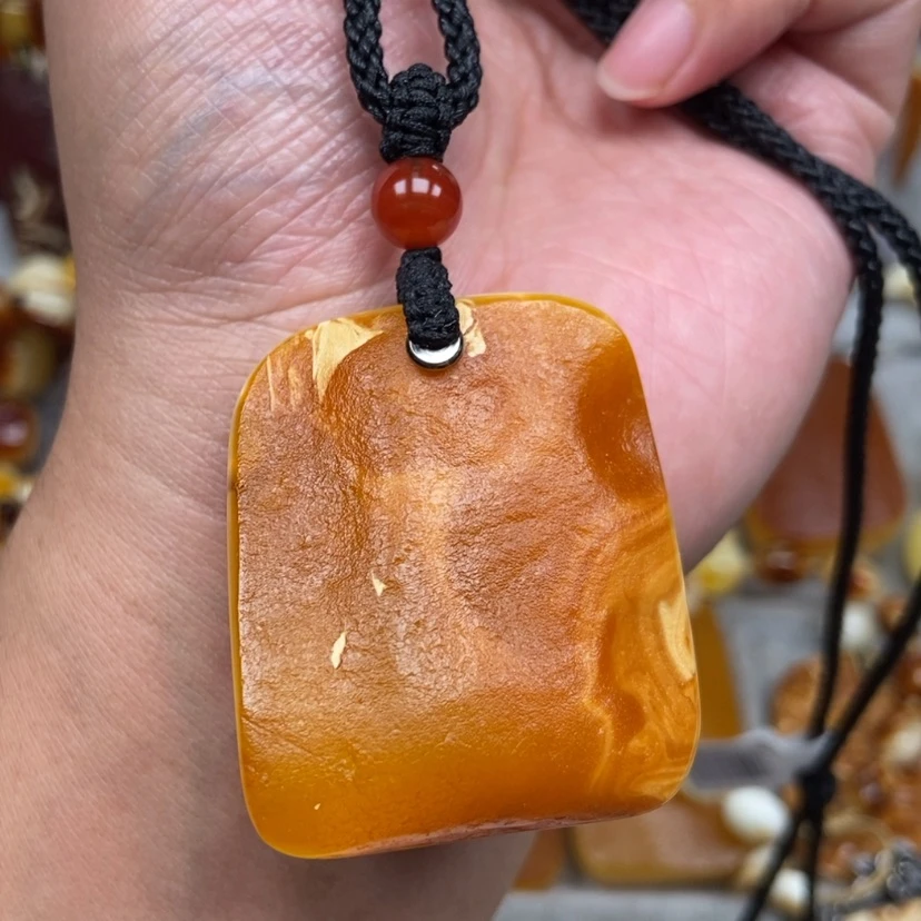 【闪购商品】未镶嵌颈饰琥珀
