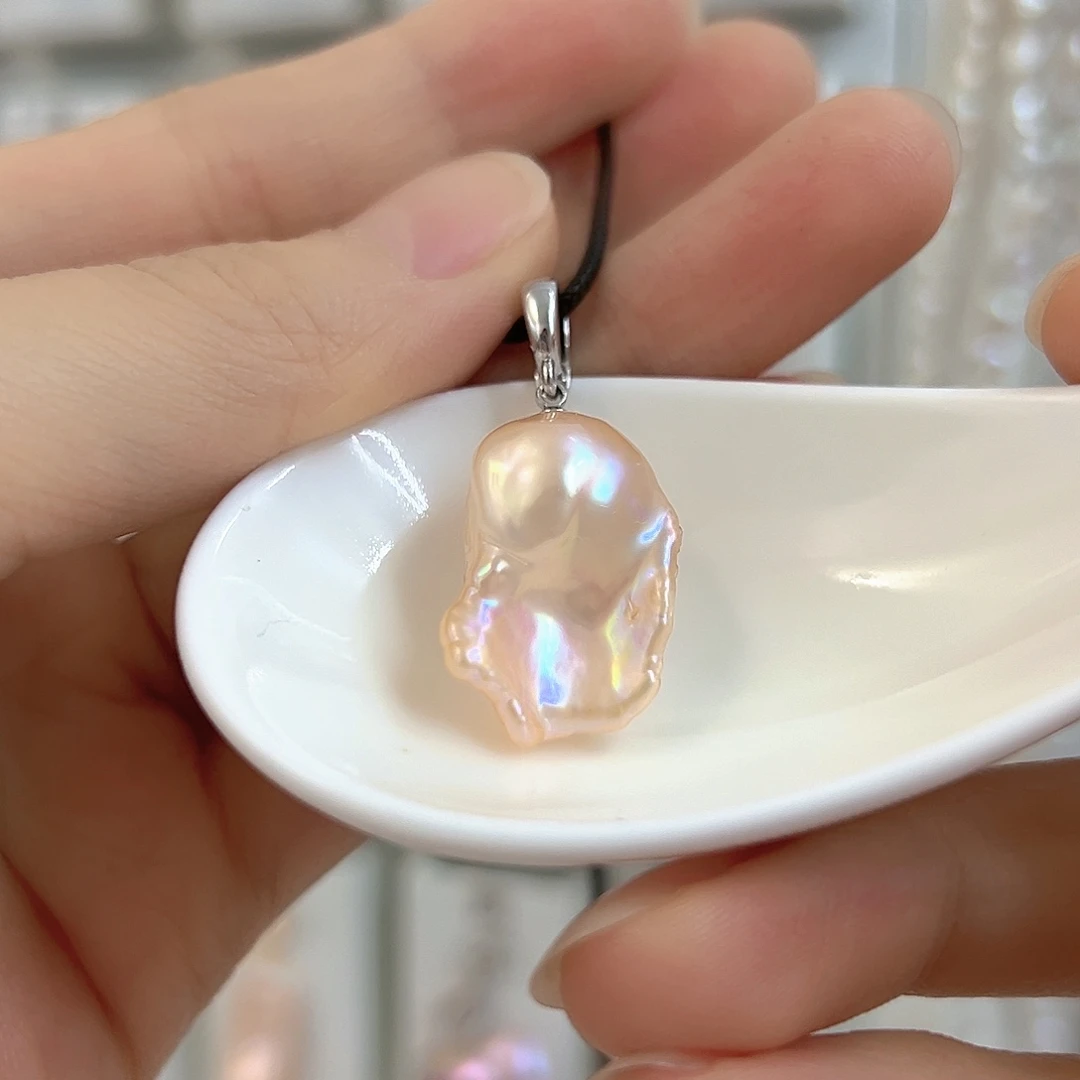 颈饰银S925镶嵌淡水珍珠