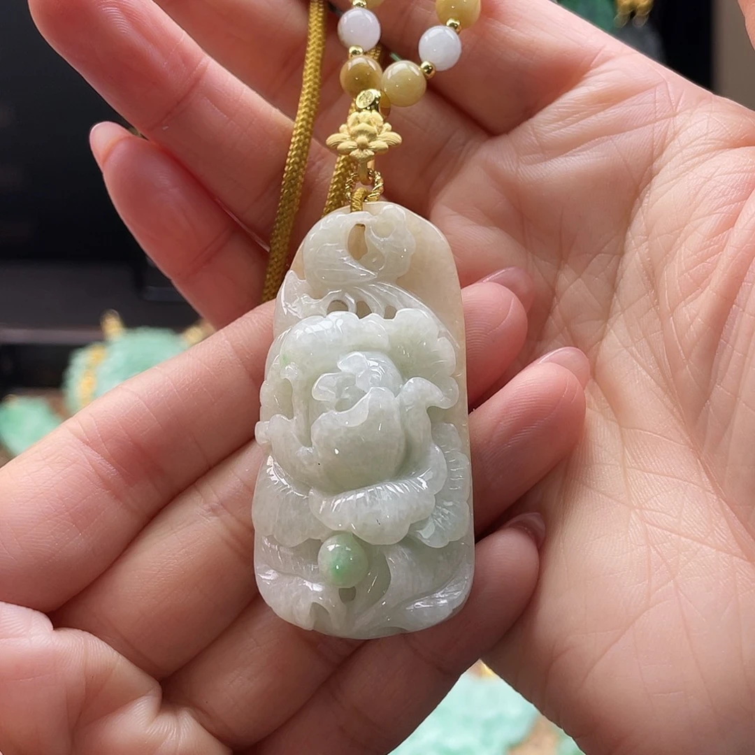 翡翠未镶嵌颈饰代编织