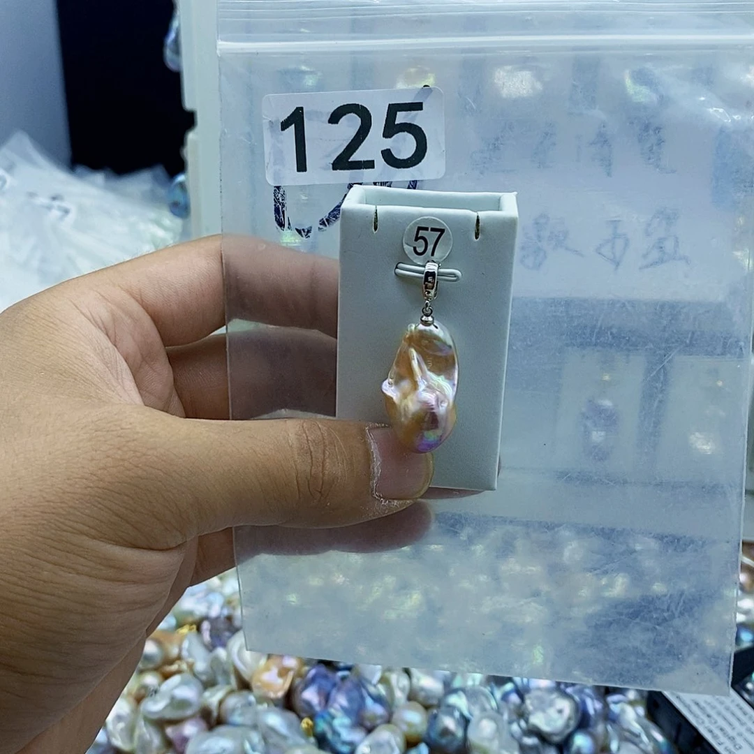 淡水珍珠合金颈饰