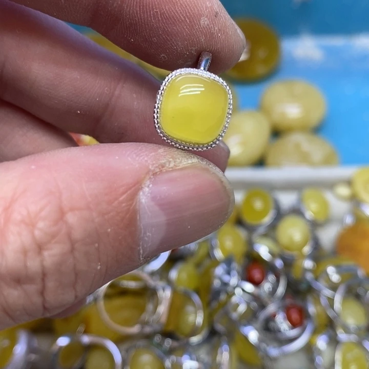 蜜蜡裸石银S925镶嵌戒指