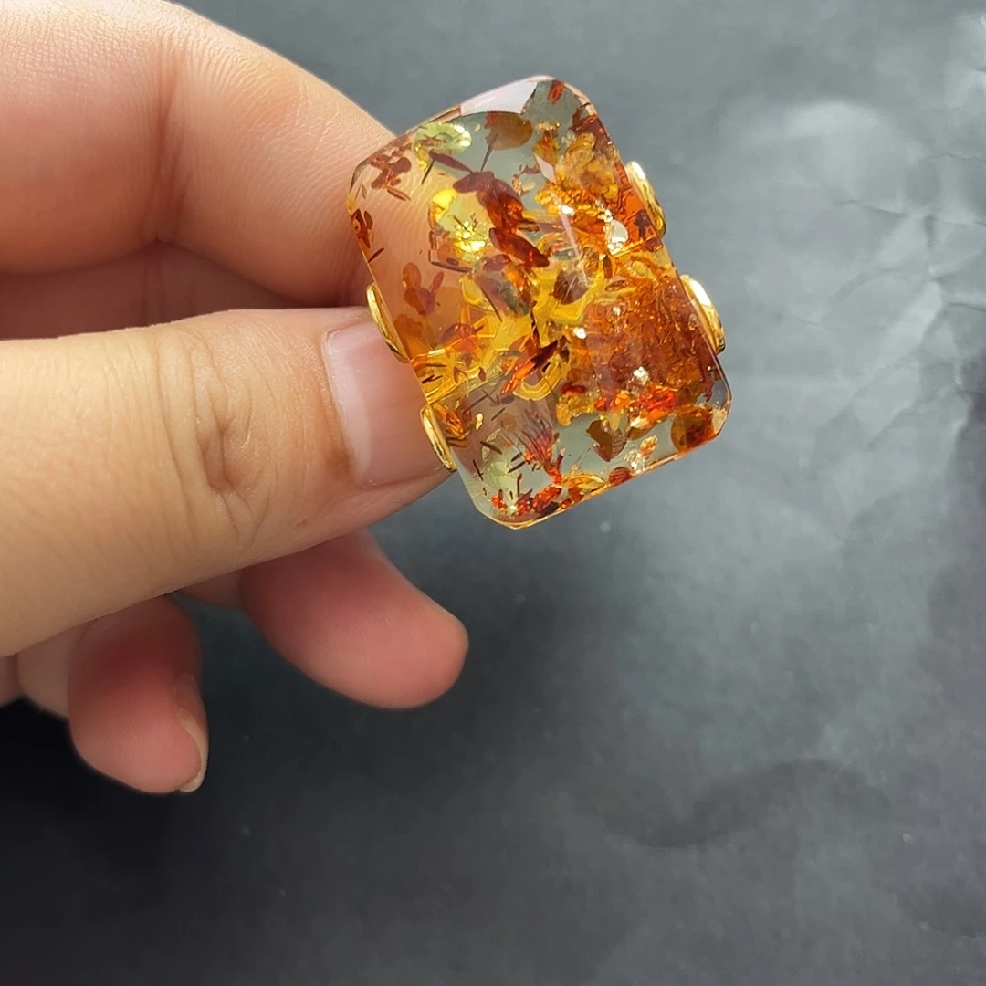 琥珀未镶嵌裸石戒指