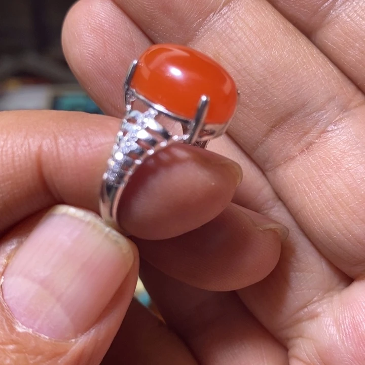 南红玛瑙配饰未镶嵌