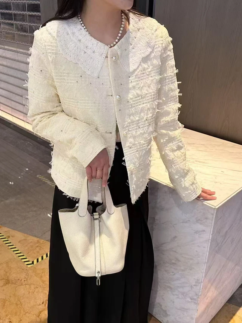 美美推荐9589 春季新款别致小香风外套简约纯色上衣格纹短外套