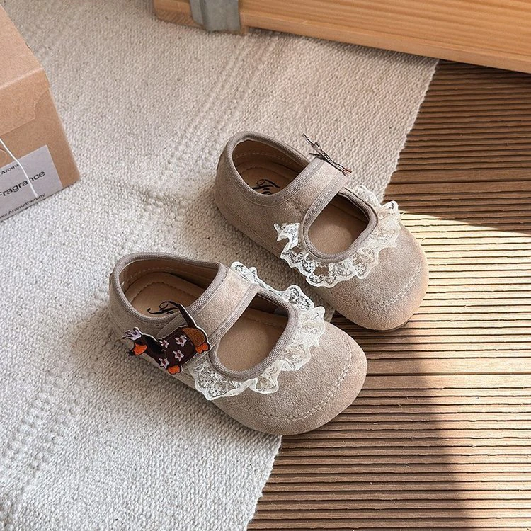 女童公主鞋2025春秋新款儿童复古森系百搭玛丽珍公主皮鞋软底单鞋