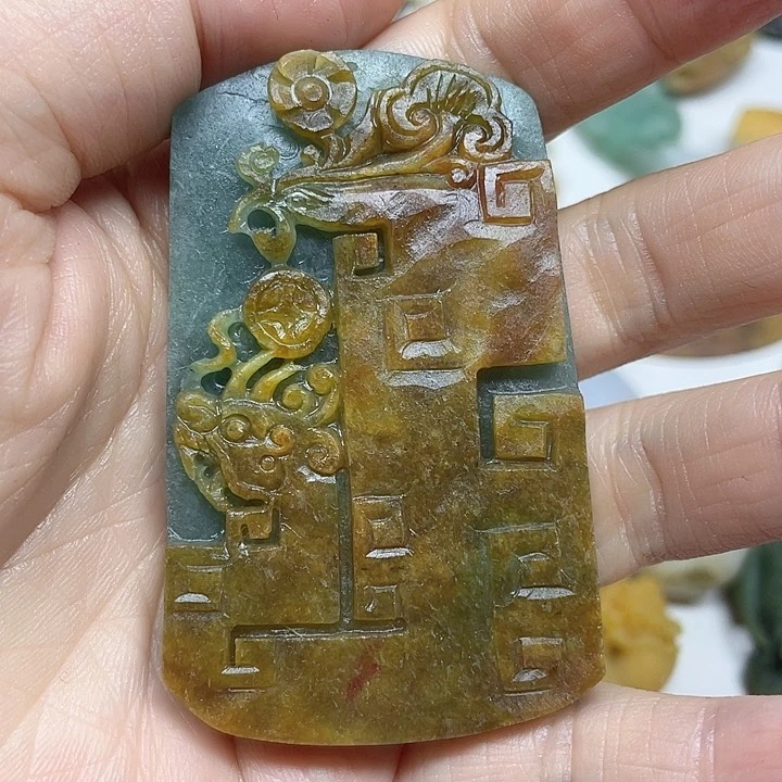 定制翡翠未镶嵌翡翠