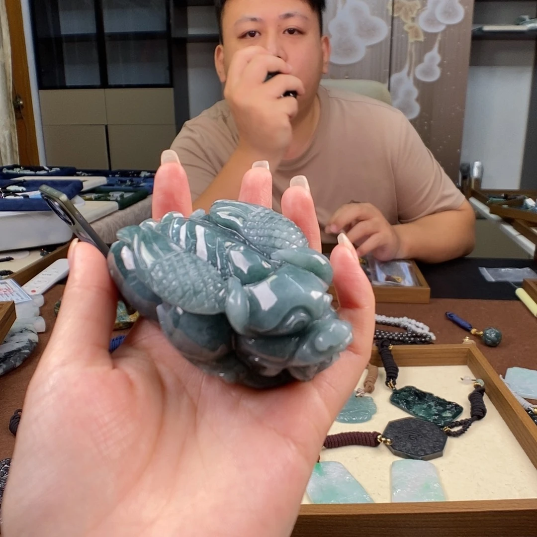 颈饰未镶嵌翡翠薄***技一