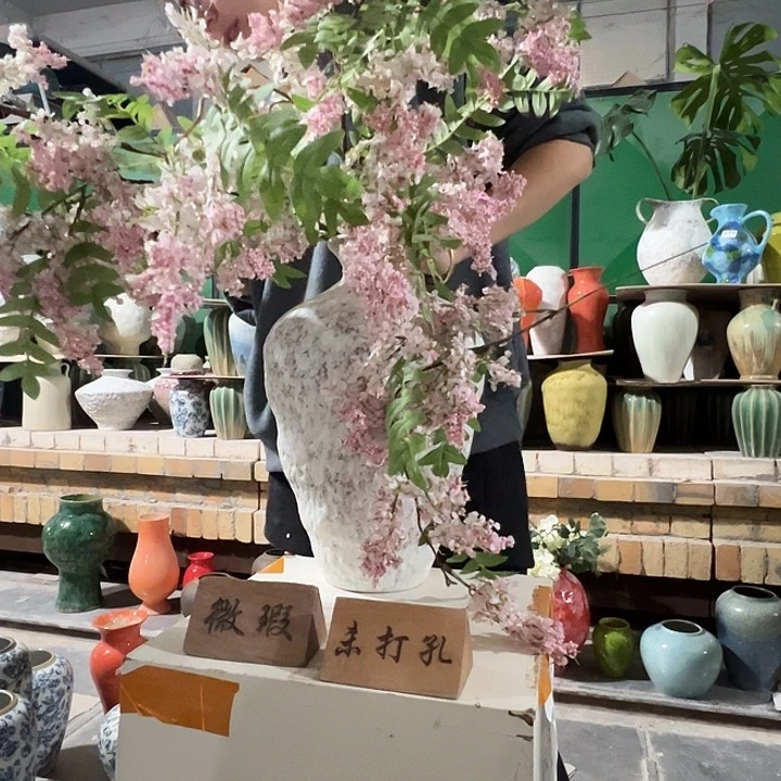 景德镇陶瓷花瓶工厂