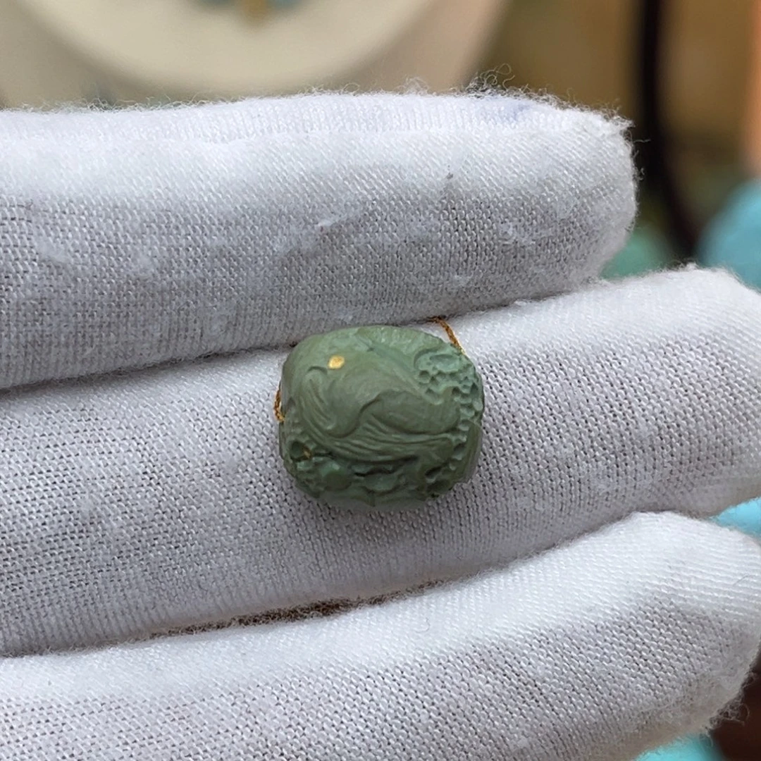 绿松石未镶嵌鲸鱼桶珠编号56