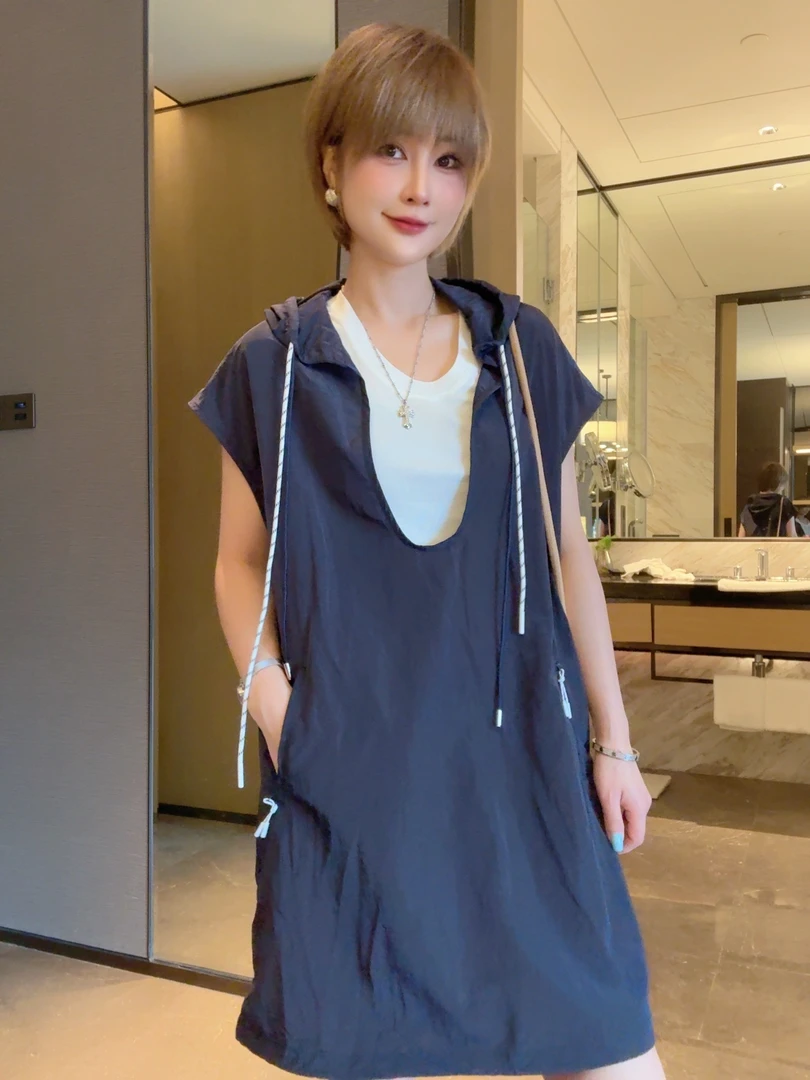 极简慵懒感旷野风格连帽连衣裙K1076
