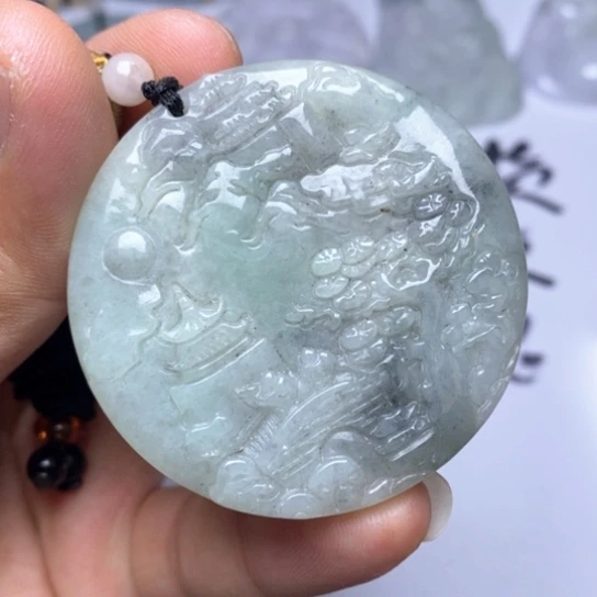 翡翠未镶嵌颈饰翡翠