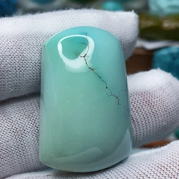 绿松石未镶嵌天然原矿 地大质检