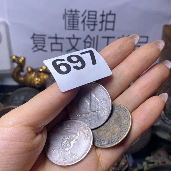 铜星**选复古文创工艺品