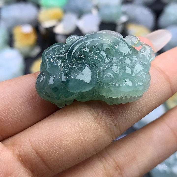 翡翠未镶嵌颈饰天然缅甸翡翠