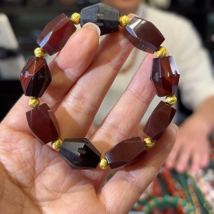 玛瑙/玉髓颈饰未镶嵌玛瑙