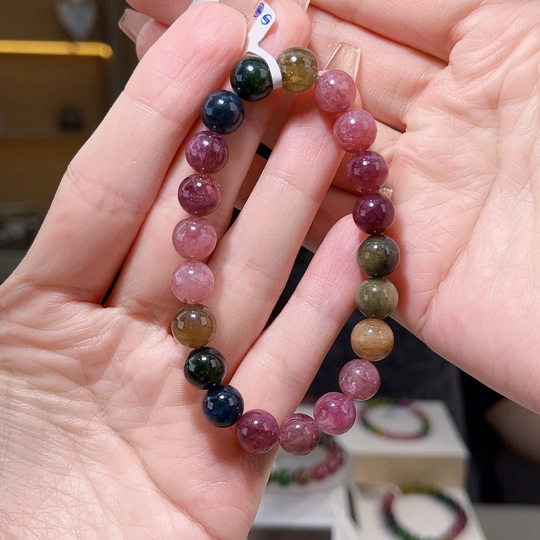 碧玺多样性发一件未镶嵌