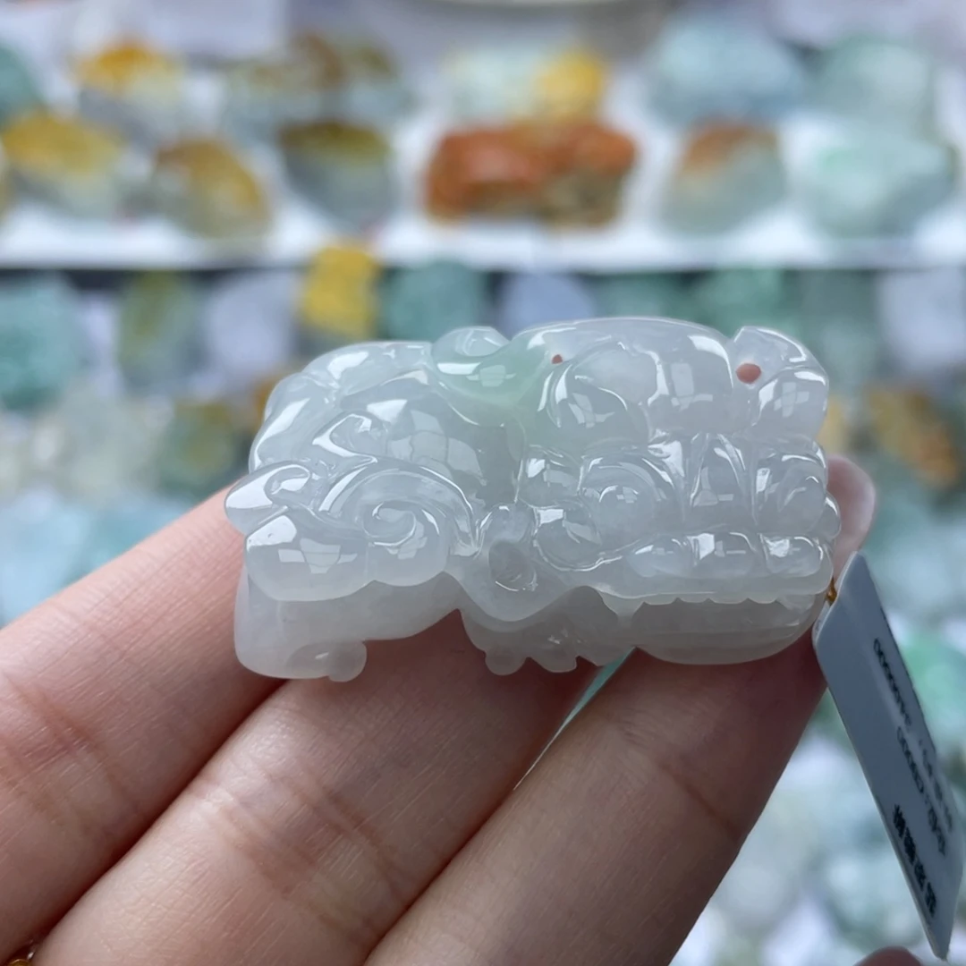 颈饰未镶嵌翡翠貔貅10