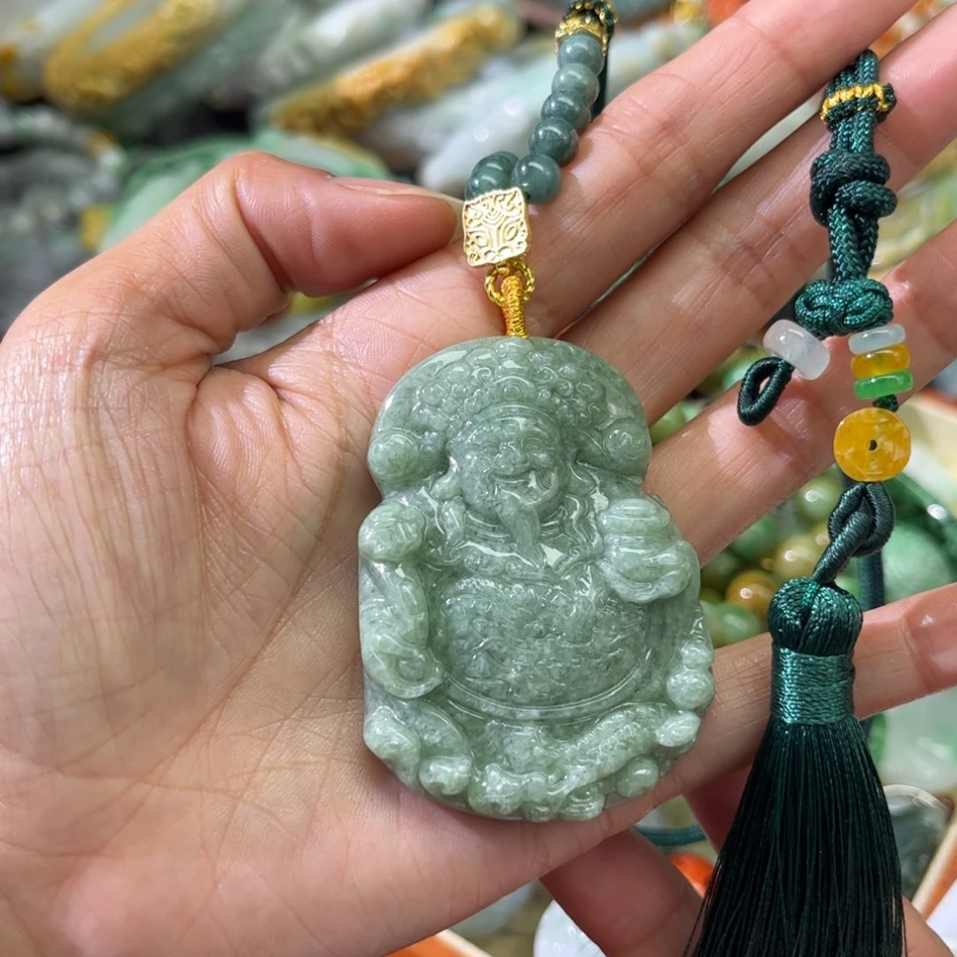 翡翠颈饰未镶嵌待编款