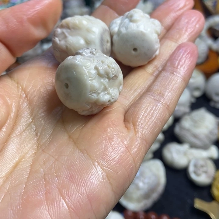 配饰鹿角雕刻一个出福利不退不换