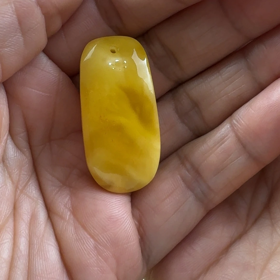 蜜蜡未镶嵌裸石53