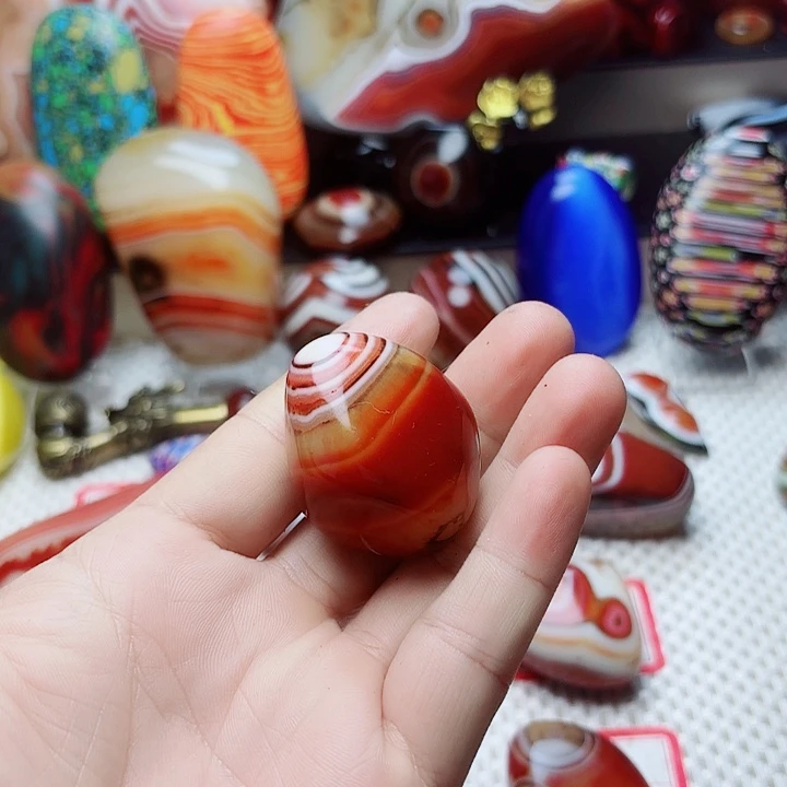 韦***勇未镶嵌玛瑙/玉髓珠宝半成品