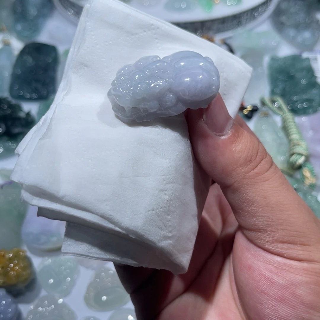 颈饰未镶嵌翡翠天然