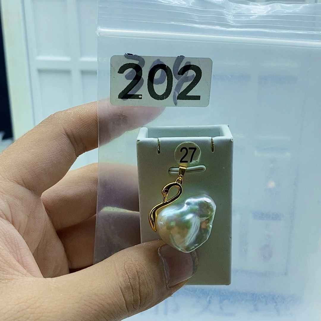 颈饰合金淡水珍珠