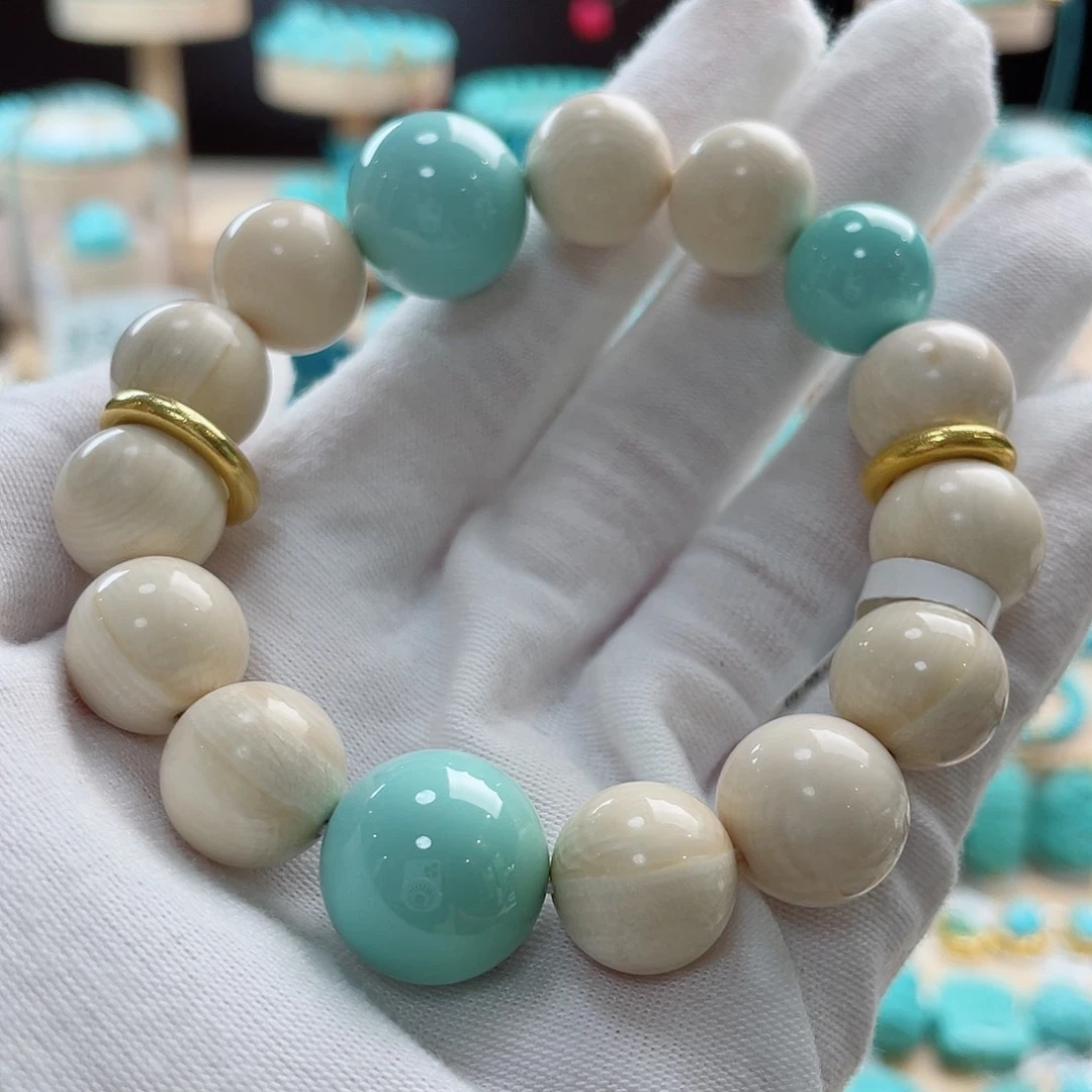 18K金镶嵌绿松石珠宝奇石