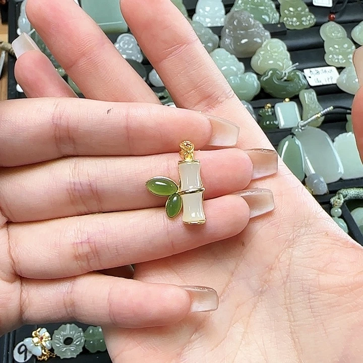 和田玉银S925镶嵌颈饰