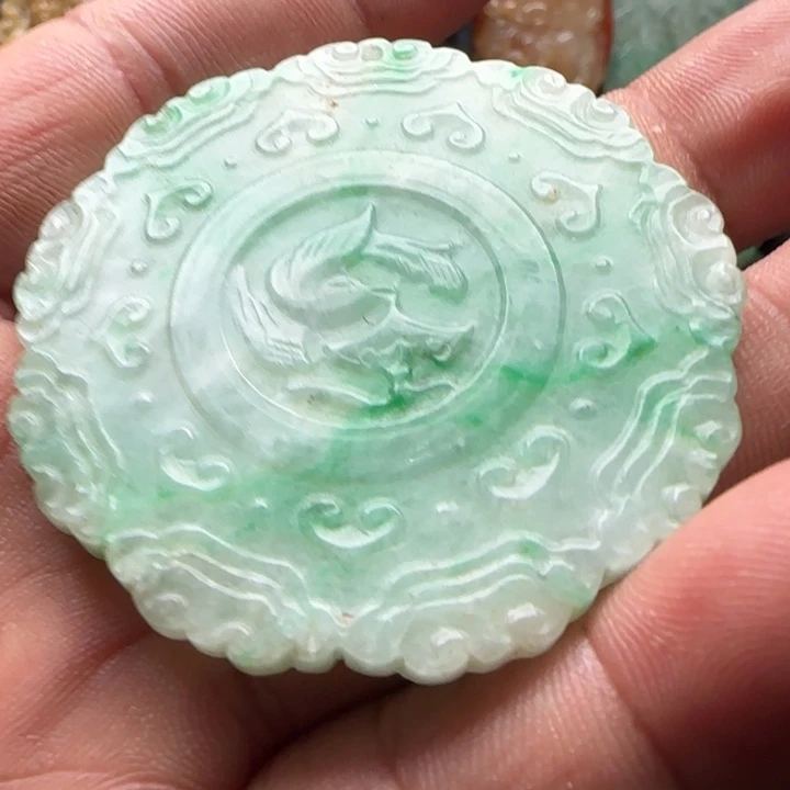 定制翡翠未镶嵌翡翠