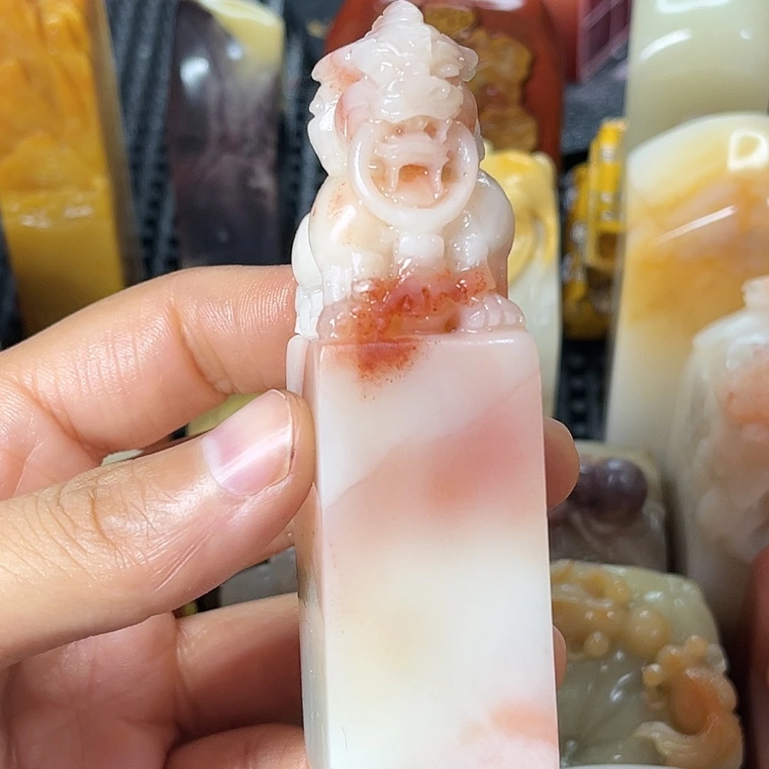 昌化石印石这种现象很明显可以