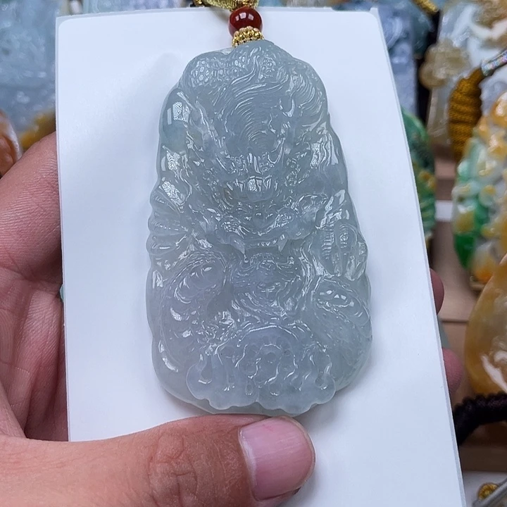 翡翠未镶嵌颈饰俗**流天然翡翠挂件