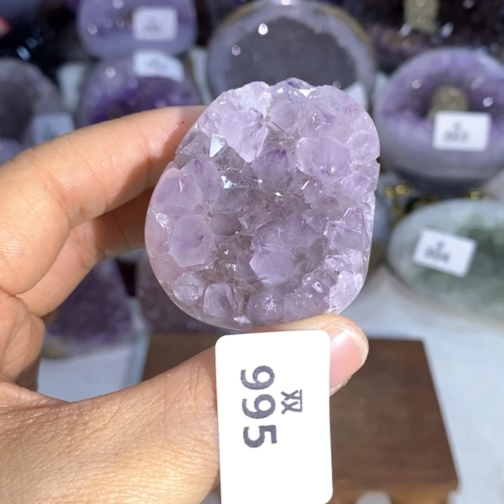 未镶嵌水晶大型摆件（非配饰）