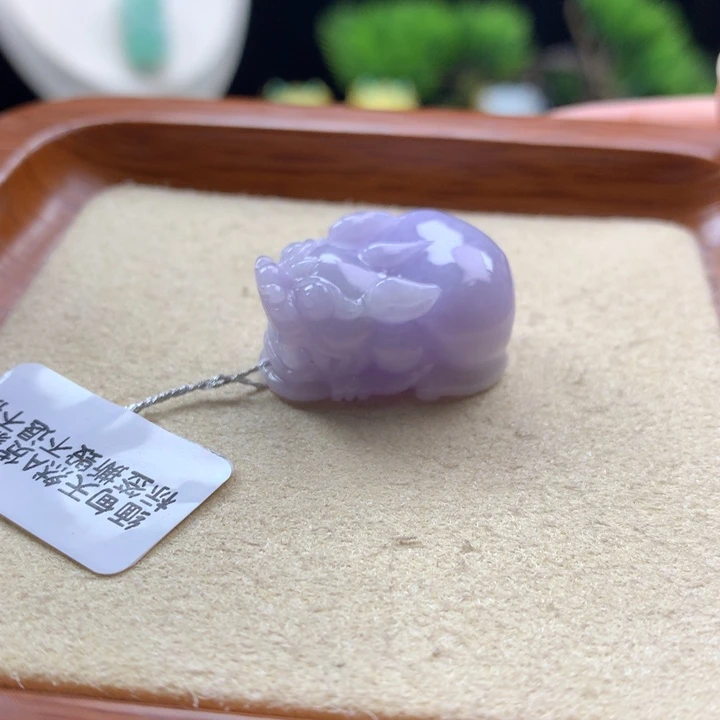 翡翠未镶嵌颈饰貔貅15