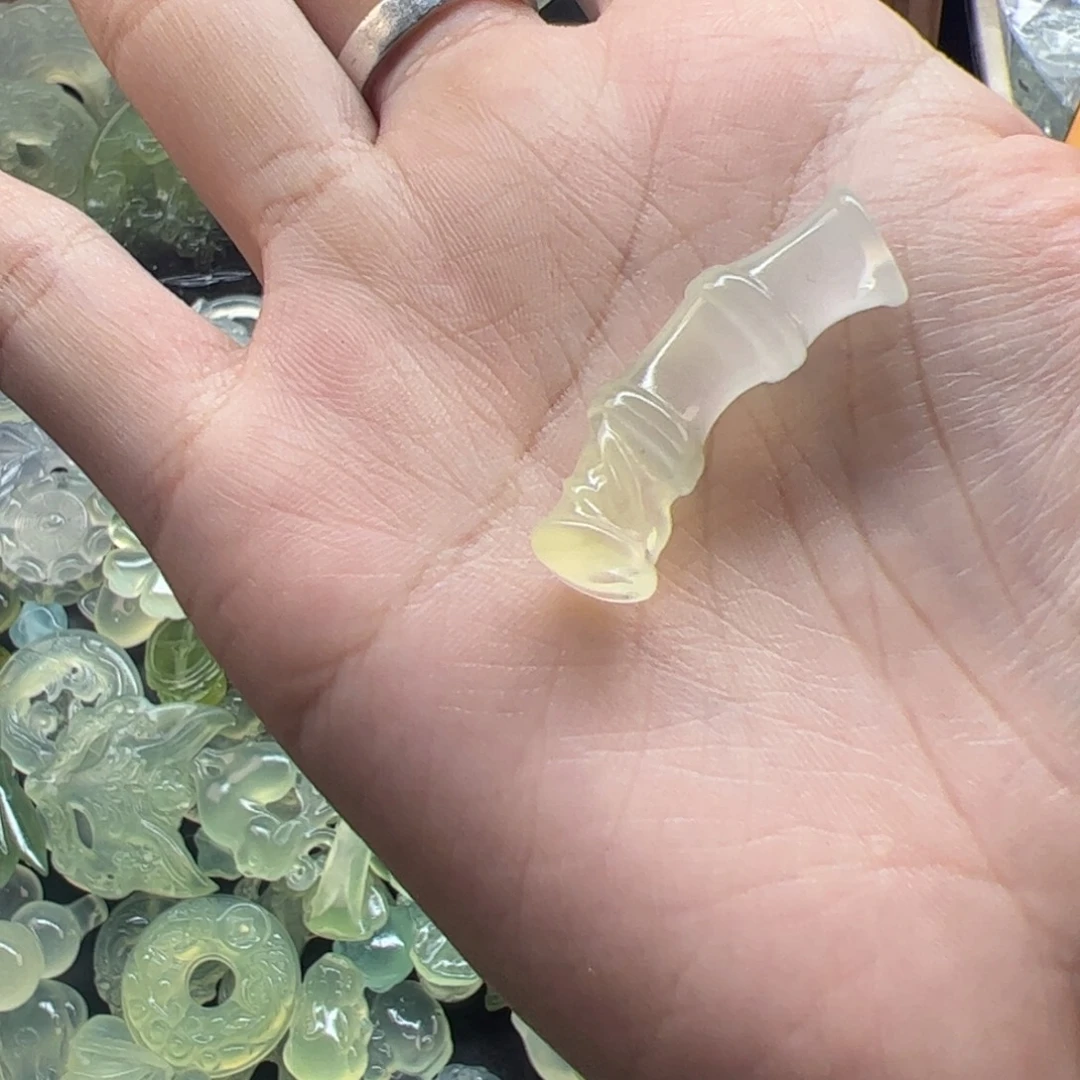 蛇纹石玉合金颈饰