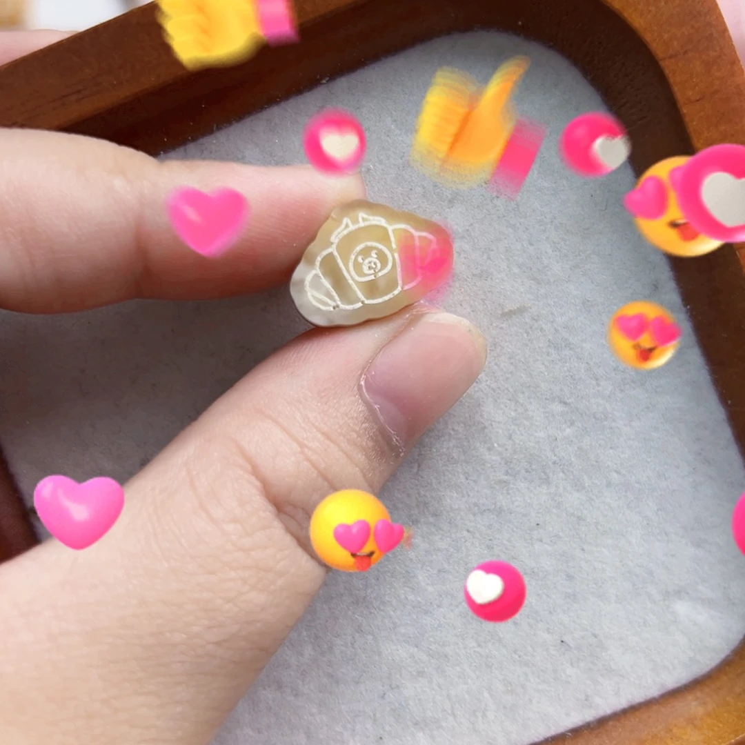 未镶嵌琥珀珠宝奇石