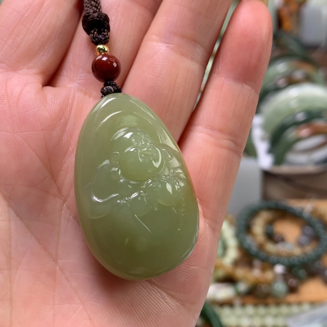 和田玉未镶嵌颈饰